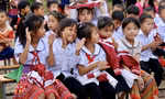 Học sinh Tiểu học Liêng Srônh (Đam Rông, Lâm Đồng) tham gia Lễ khai giảng