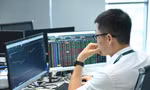 Cổ phiếu tăng nóng bị bán mạnh