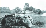 Gánh phở rong bên hồ Hoàn KiếmẢnh: tư liệu 