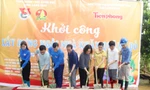 Khởi công xây dựng nhà “Khăn quàng đỏ” cho gia đình em Thảo Ảnh: Duy Chiến