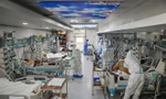 Phòng chăm sóc tích cực tại một bệnh viện ở Romania ngày 7/10Ảnh: Getty 