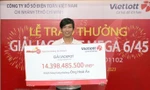 Bản tin 8H: Vietlott nói về thông tin người lộ mặt nhận giải Jackpot trúng tiếp tiền tỷ