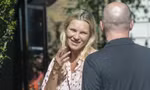 Không thể nhận ra siêu mẫu hàng đầu Kate Moss