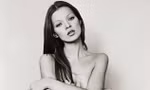Ảnh 18+ thuở đôi mươi của Kate Moss chưa từng công bố