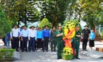 Đoàn công tác Trung ương Đoàn dâng hương tại Khu di tích lịch sử Quốc gia Pò Hèn