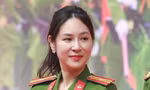 Ngắm những 'bóng hồng' Công an biểu diễn văn nghệ chào mừng ngày truyền thống lực lượng CAND 