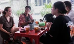 Cuối tuần, giới trẻ đổ về Hải Phòng ăn 'food tour'