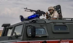 Một binh sỹ Nga tuần tra trên biên giới Syria hồi năm 2019
