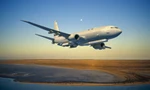 Chiếc P-8 Poseidon với radar AAS khổng lồ dưới bụng