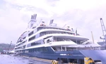 Tàu du lịch 5 sao cỡ lớn chở đoàn khách Âu - Mỹ đến Đà Nẵng 