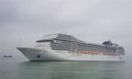 ‘Siêu tàu’ du lịch chở 2.400 khách châu Âu tới Đà Nẵng