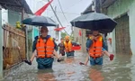 Đà Nẵng nhiều nơi vẫn ngập sâu, dân nơm nớp lo ngâm nước dài ngày