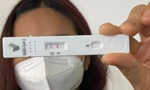 Nhộn nhịp thị trường kit test nhanh COVID-19 ở Hà Nội