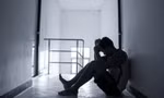 Học sinh tự tử vì áp lực học tập: Do người lớn stress?