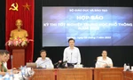 Thứ trưởng Bộ GD&ĐT Nguyễn Hữu Độ chủ trì cuộc họp báo chiều nay, 8/7. Ảnh: Như Ý