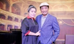 NSND Trần Hiếu và vợ kém 18 tuổi.