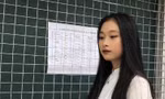 Nguyễn Đình Nguyệt Hà (19 tuổi) đang là sinh viên năm thứ nhất của trường Học viện Ngân hàng cả thấy vừa vui nhưng cũng có chút lo lắng khi sắp đi học trực tiếp. Ảnh: NVCC