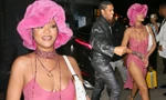 Rihanna mặc váy trễ nải, không nội y 'nóng mắt' đi chơi với bạn trai