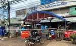 Lực lượng chức năng phong tỏa chợ Fi Nôm
