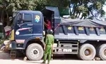 Một thanh niên nghi ngáo đá, trộm xe ben 'chạy trốn'