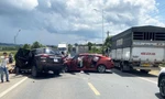 Va chạm xe trên quốc lộ 20, 7 người bị thương, giao thông ách tắc