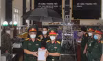 Tro cốt nạn nhân COVID-19 ở miền Trung được Bộ Tư lệnh TPHCM bàn giao cho đoàn công tác thuộc Quân khu 5.