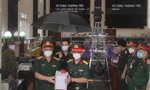 Tro cốt nạn nhân COVID-19 ở miền Trung được Bộ Tư lệnh TPHCM bàn giao cho đoàn công tác thuộc Quân khu 5.