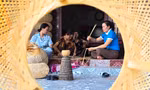 Lập tổ 'mây tre đan' để giữ nghề truyền thống, chị em kiếm thêm thu nhập nuôi gia đình