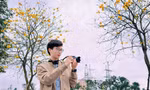 Chàng blogger du lịch đặt chân đến con đường hoa phong linh rực rỡ ở Hà Nội