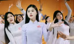 Top 41 ‘Hoa hậu Việt Nam’ 2024 duyên dáng trong tà áo dài