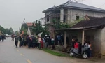 Cháu bé 3 tuổi bị hàng xóm xông vào nhà chém tử vong