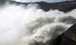 Dự báo mưa rất to, thủy điện Hòa Bình xả lũ từ đêm nay