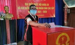Người dân buôn Ako Dhong, TP Buôn Ma Thuột, Đắk Lắk đi bầu cử vào ngày 23/5