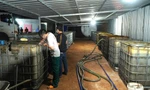 Công an đột kích cơ sở tái chế nhớt thải 'khủng' núp trong rừng cao su