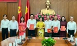 Bà Rịa - Vũng Tàu trao quyết định nghỉ hưu cho 5 cán bộ cấp cao