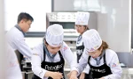 'Siêu' đầu bếp Lê Xuân Tâm đồng hành với cuộc thi nấu ăn của sinh viên