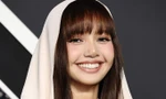 Lisa (BlackPink) trên thảm đỏ VMAs