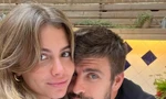 Pique công khai bạn gái sau 7 tháng chia tay Shakira