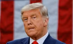 Ông Trump khiến các chuyên gia làm tóc bực mình
