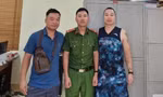 Đại úy công an cùng người dân cứu sống 3 du khách đuối nước
