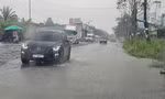 Cần Thơ bất ngờ có 'mưa vàng' giải nhiệt giữa mùa khô hạn