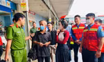 Kỳ Nghỉ Hồng lần thứ 22: Trao tặng 2.000 phần quà cho thanh niên, công nhân