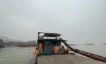 Cát tặc trên sông Hồng ‘30 phút hút đầy cát 2 khoang tàu’