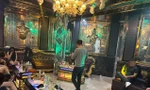 Hàng chục 'dân chơi' và 'gái dịch vụ' phê ma túy trong quán hát