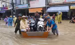 Đợt mưa lụt lịch sử khiến hàng ngàn người dân ở đảo Ngọc Phú Quốc phải sơ tán. Ảnh: VTC