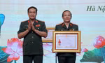 Chủ tịch nước tặng Huân chương cho Bệnh viện Trung ương Quân đội 108 và Thiếu tướng Lê Hữu Song