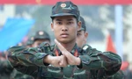 Hàng nghìn quân nhân trẻ rèn tập chào mừng ngày trọng đại của Trường Sĩ quan Lục quân 1