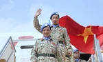 Người lính mũ nồi xanh Việt Nam rạng rỡ ngày trở về Tổ quốc