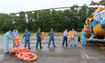 Ba tổ bay trực thăng quân sự sẵn sàng cất cánh cứu trợ đồng bào ở Yên Bái và Cao Bằng