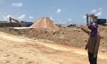 Chưa bồi thường, chủ đầu tư đã san lấp đất của dân làm dự án rao bán rầm rộ